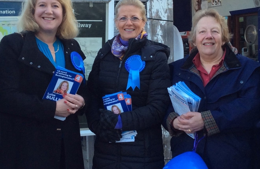Luisa, Jilly and Wendy on the campaign trail